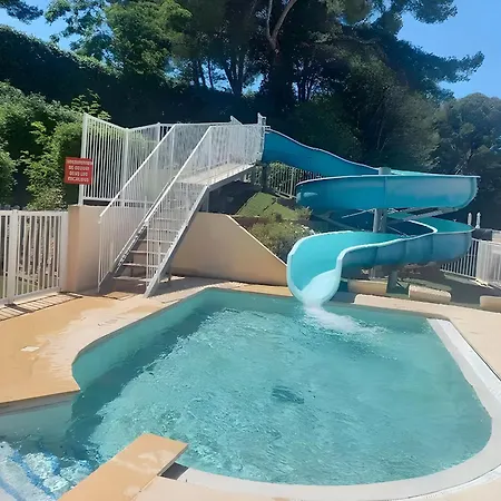 Bleu Azur Standing Presta Six-Fours-les-Plages